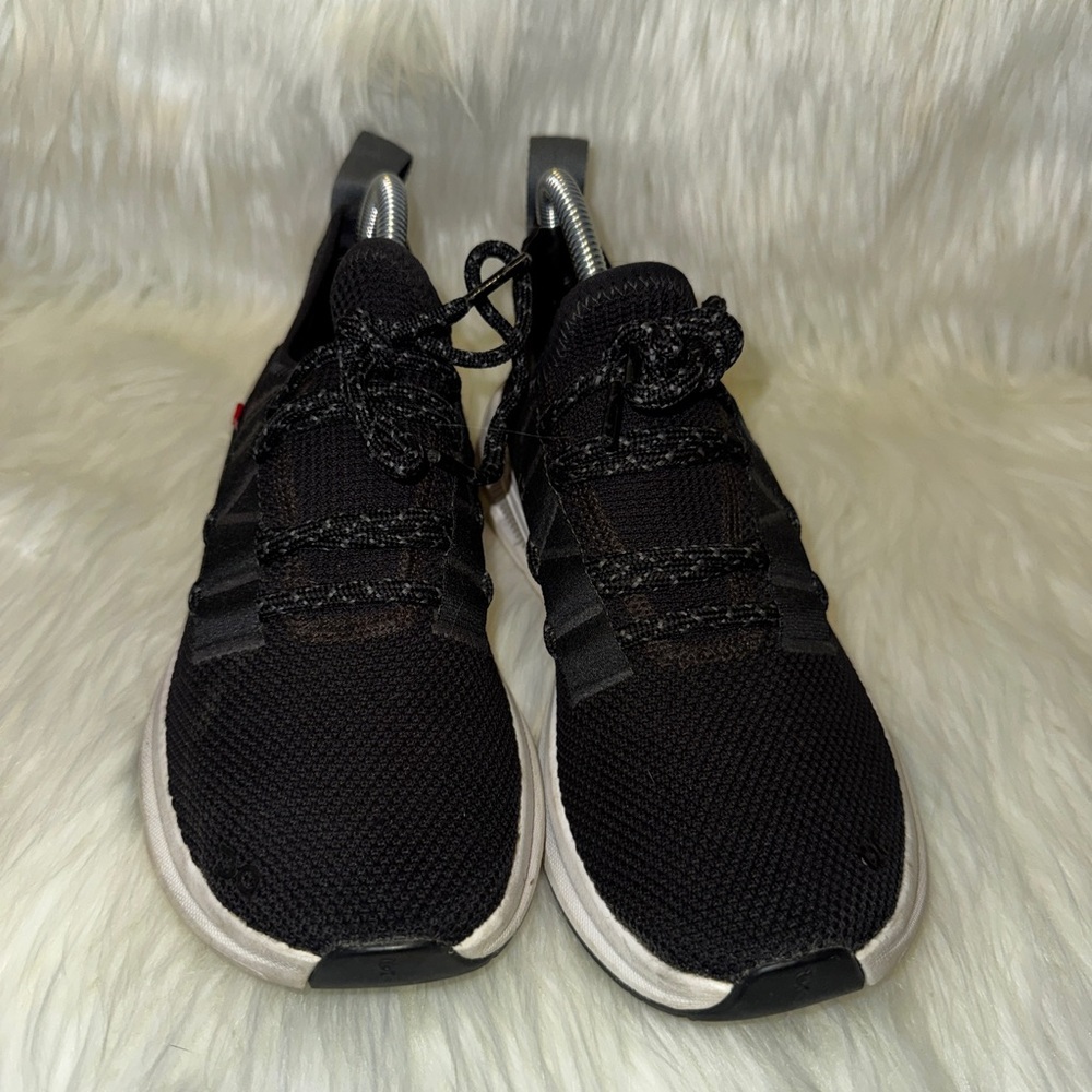 Oncloud- women’s size 6 - black and white-cloudeasy - Picture 5 of 7